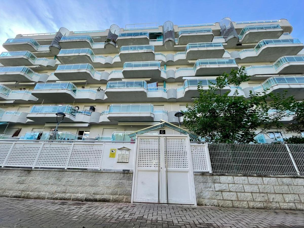 Apartment For A Larimar